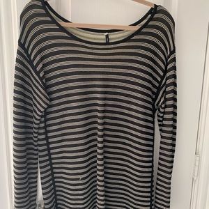 T by Alexander Wang, 90% new, M size sweater